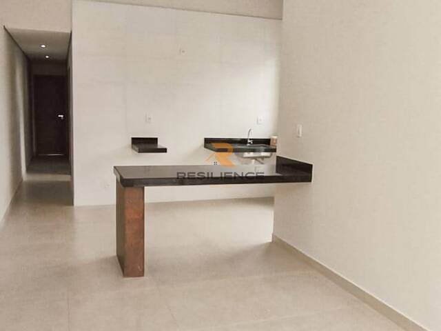 #921 - Casa para Venda em Lagoa Santa - MG